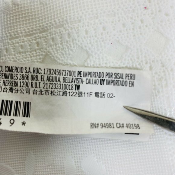 Forever 21 Women's  Distressed Denim Shorts Sz 27 - Picture 8 of 8